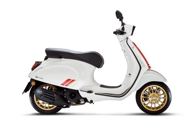 Vespa Sprint125ABS weiß racing sixties