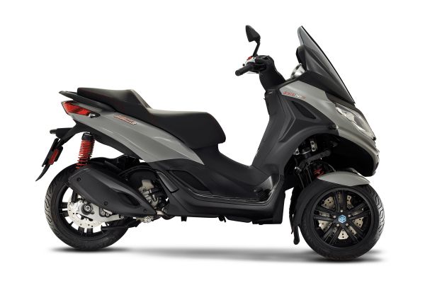 PIAGGIO MP3 300 Sport